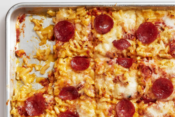Sheet-Pan Mac & Cheese Pizza